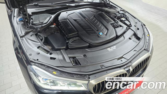 BMW 7 серии 2017 thumb 7
