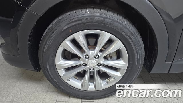 Hyundai Santa Fe 2017 thumb 6