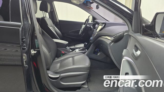 Hyundai Santa Fe 2017 thumb 11