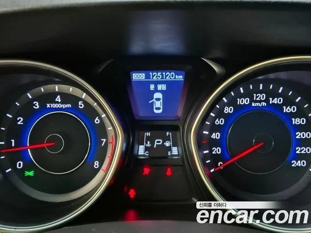 Hyundai Avante 2012 thumb 8