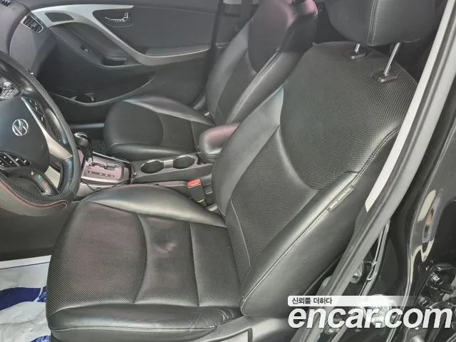 Hyundai Avante 2012 thumb 10