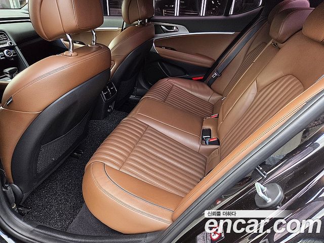 Genesis G70 2017 thumb 11