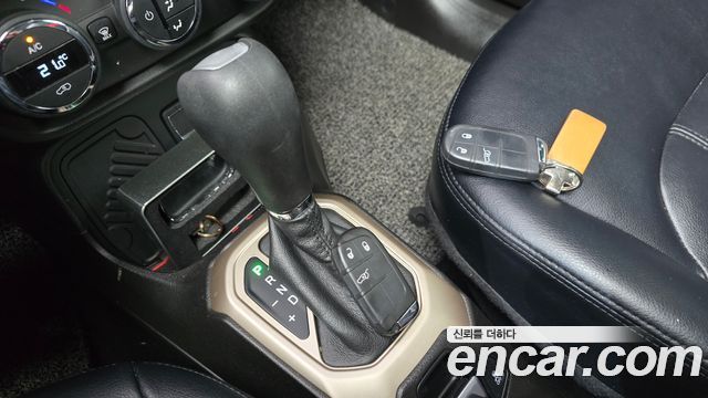 Jeep Renegade 2017 thumb 10