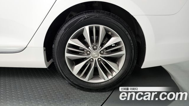 Hyundai Grandeur 2015 thumb 6