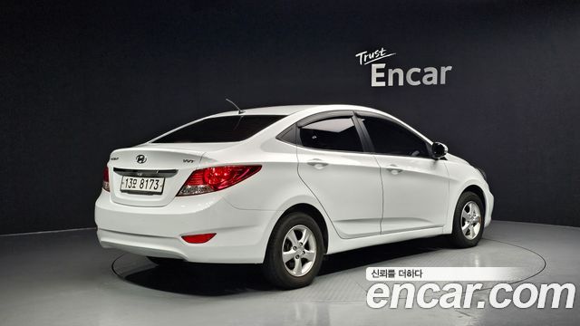 Hyundai Accent 2013 thumb 3