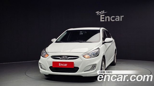 Hyundai Accent 2013 thumb 4