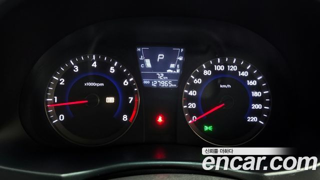 Hyundai Accent 2013 thumb 8
