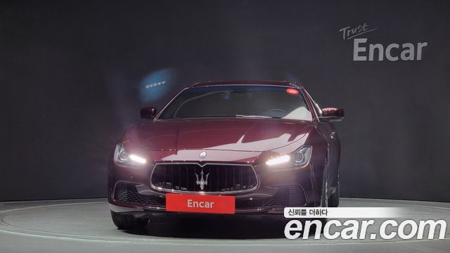 Maserati Ghibli 2014 thumb 4