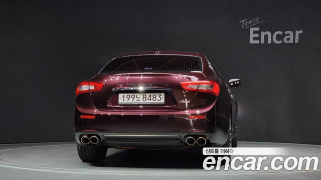 Maserati Ghibli 2014 thumb 5