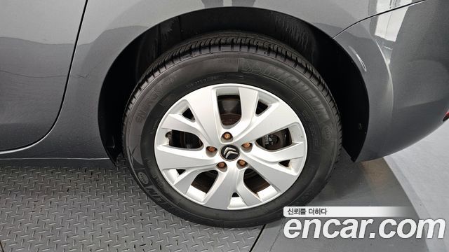 Citroen C4 Picasso 2016 thumb 6