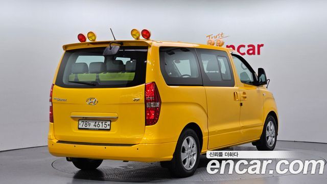 Hyundai Starex 2018 thumb 3