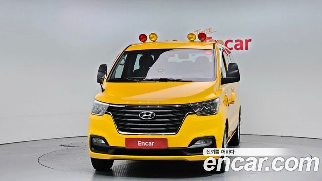 Hyundai Starex 2018 thumb 4