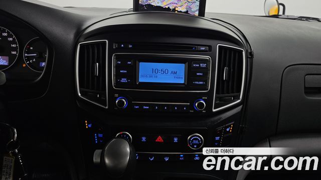 Hyundai Starex 2018 thumb 12