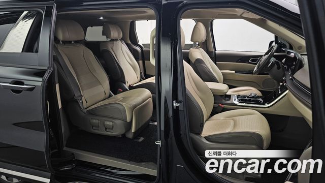 Kia Carnival 2022 thumb 10