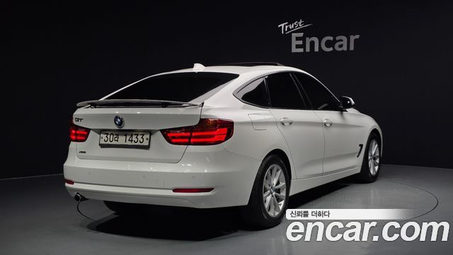 BMW 3 серии GT 2015 thumb 3