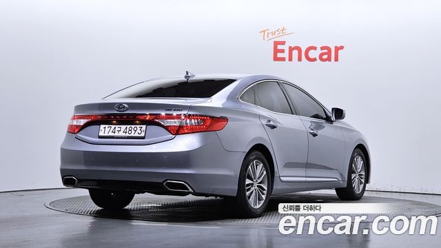 Hyundai Grandeur 2017 thumb 3