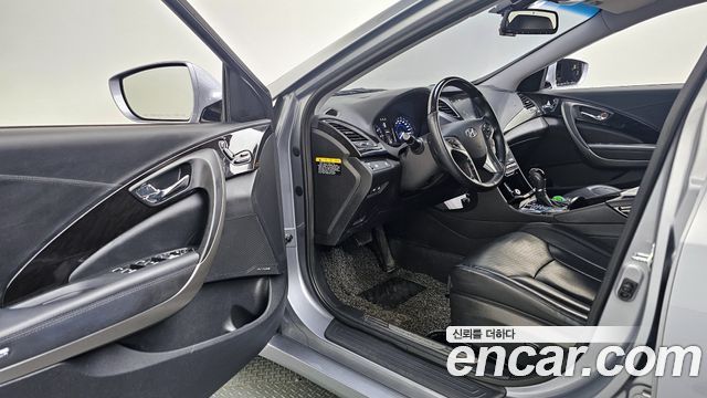 Hyundai Grandeur 2017 thumb 11