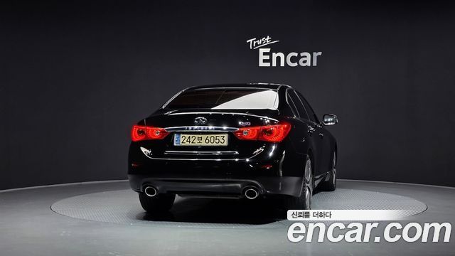 Infiniti Q50 2015 thumb 4