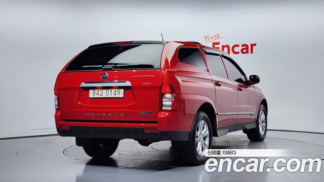 SsangYong Korando 2017 thumb 3