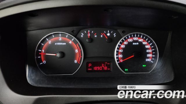 SsangYong Korando 2017 thumb 9