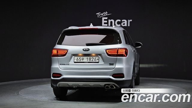 Kia Sorento 2018 thumb 3