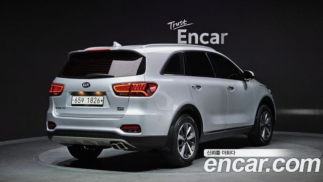 Kia Sorento 2018 thumb 5