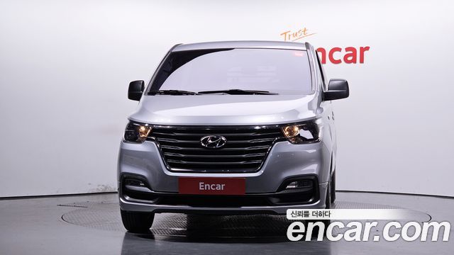 Hyundai Starex 2018 thumb 3