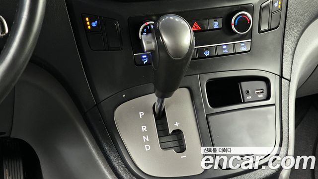 Hyundai Starex 2018 thumb 9