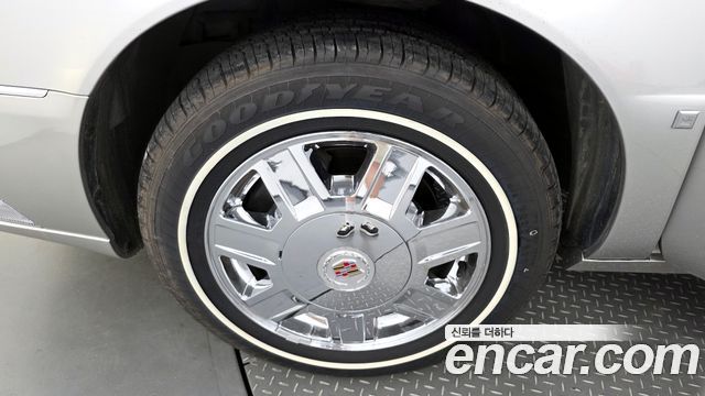 Cadillac DTS 2008 thumb 6