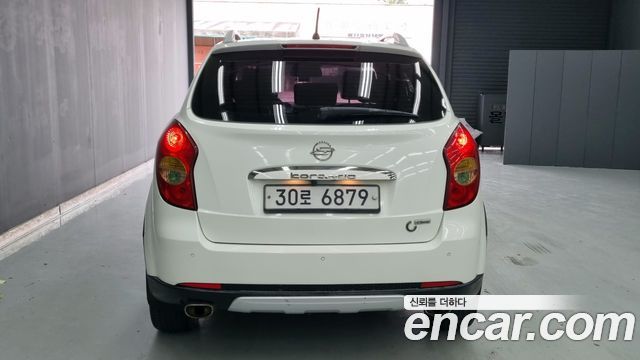 SsangYong Korando 2013 thumb 5