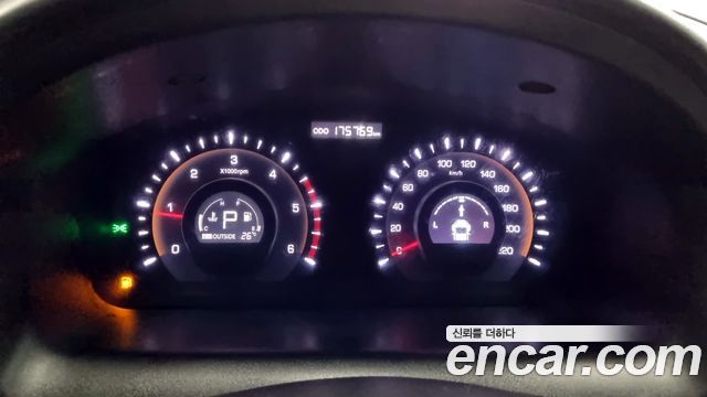 SsangYong Korando 2013 thumb 8