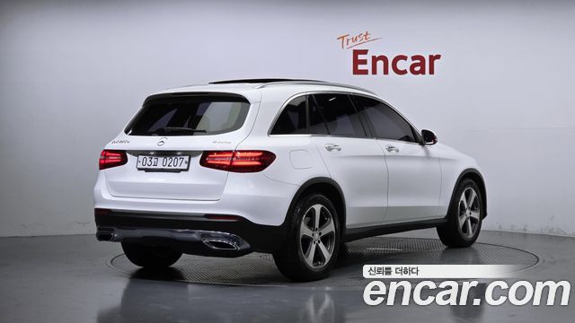 Mercedes-Benz GLC 2016 thumb 3