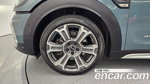 Mini Countryman 2021 thumb 6