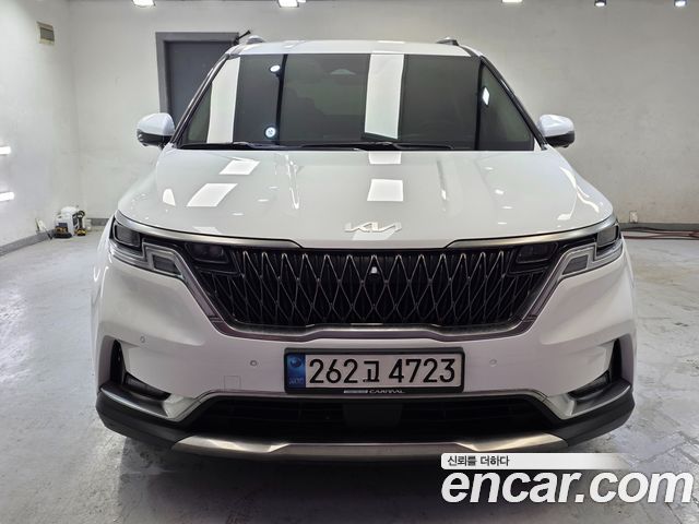 Kia Carnival 2023 thumb 2