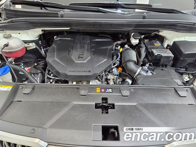 Kia Carnival 2023 thumb 10