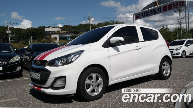 Chevrolet Spark 2018 thumb 2