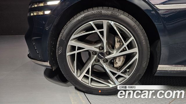 Genesis G90 2022 thumb 5