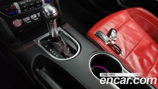Ford Mustang Mach-E 2021 thumb 10