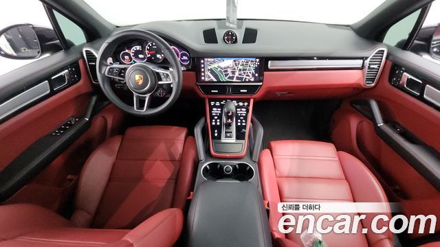 Porsche Cayenne 2023 thumb 7