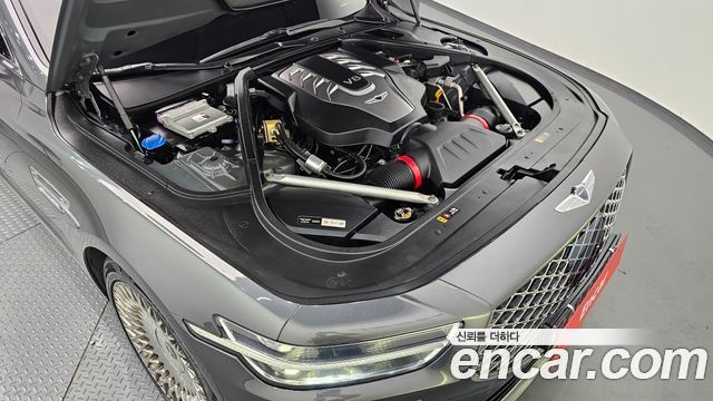 Genesis G90 2019 thumb 6