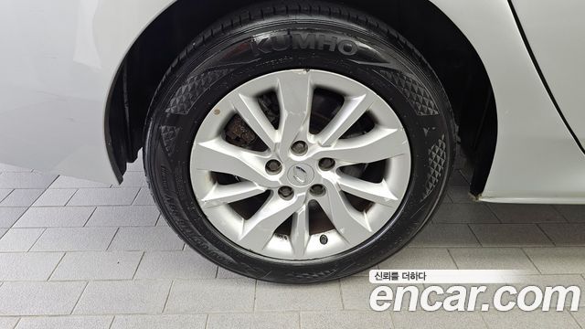 Renault Korea SM5 2013 thumb 6