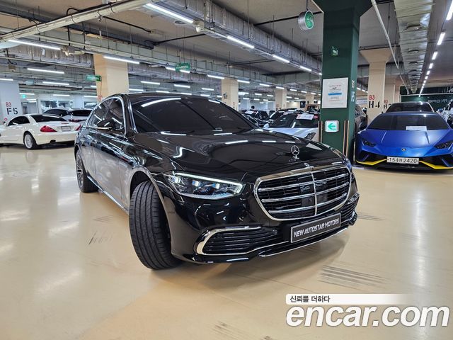 Mercedes-Benz S-Class 2025 thumb 4