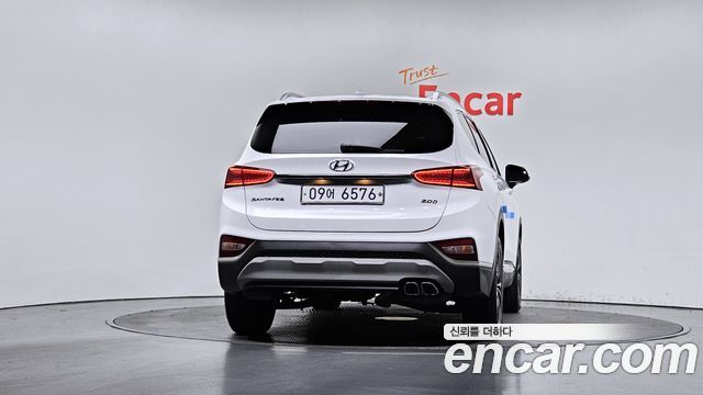 Hyundai Santa Fe 2019 thumb 5