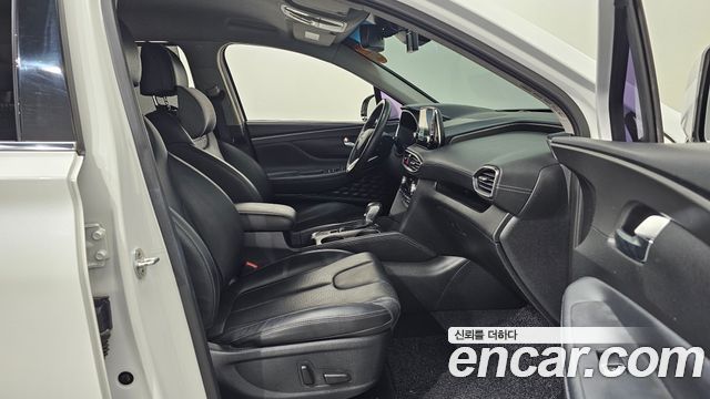 Hyundai Santa Fe 2019 thumb 11