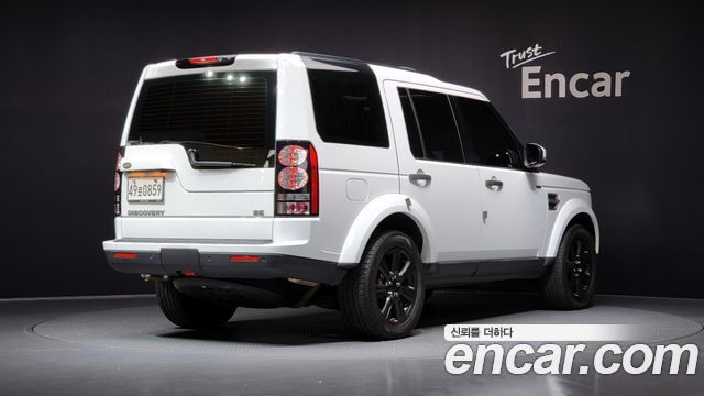 Land Rover Discovery 2016 thumb 3