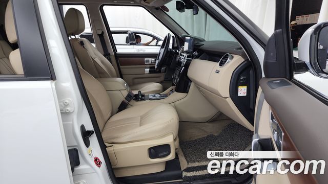 Land Rover Discovery 2016 thumb 12