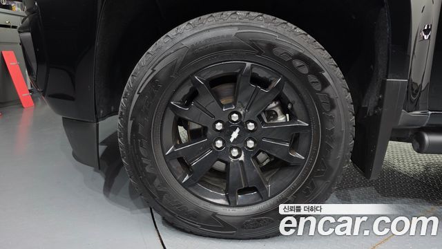 Chevrolet Colorado 2021 thumb 6
