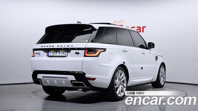 Land Rover Range Rover Sport 2020 thumb 3