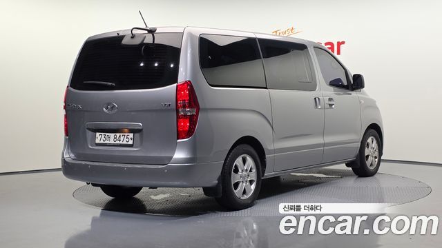 Hyundai Starex 2019 thumb 3