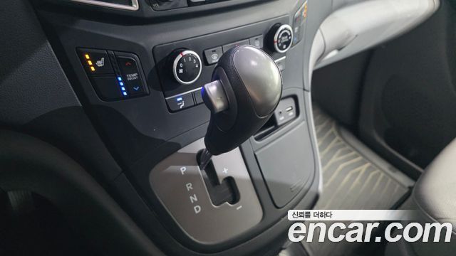 Hyundai Starex 2019 thumb 9